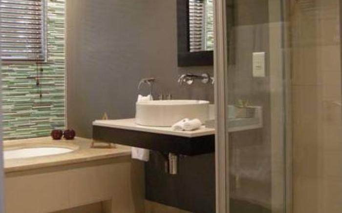 Four Rosmead Boutique Hotel