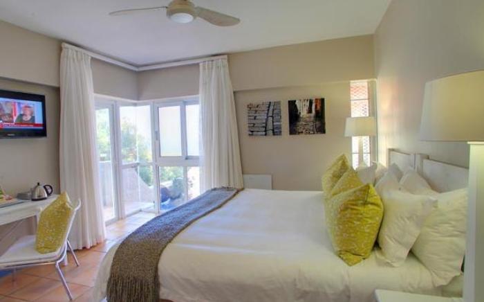 Periwinkle Guest Lodge
