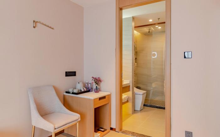 Lavande Hotel Lujiang Zhouyu Avenue