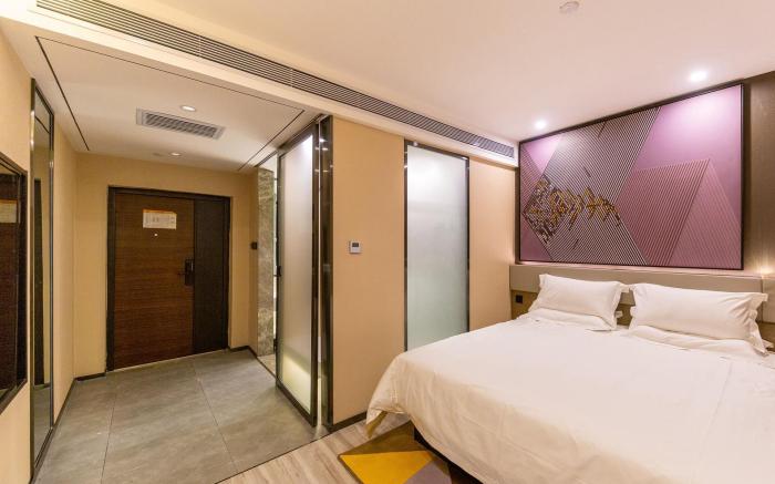 IU Hotel Lanzhou West Terminal Station Zhongtianjian Square