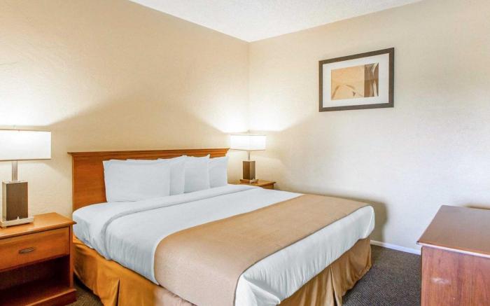 Quality Inn & Suites Goodyear - Phoenix West