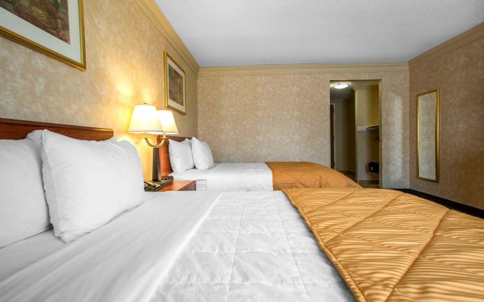 Clarion Hotel & Conference Center Toms River