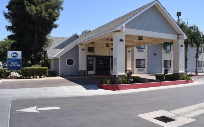 Best Western Town and Country Lodge