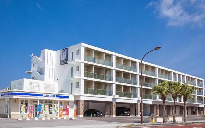 OKINAWA KARIYUSHI LCH.RESORT on The Beach