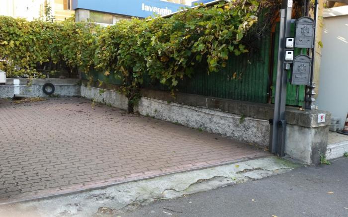 Comfortable one bedroom apartment with parking space in the center of Genoa