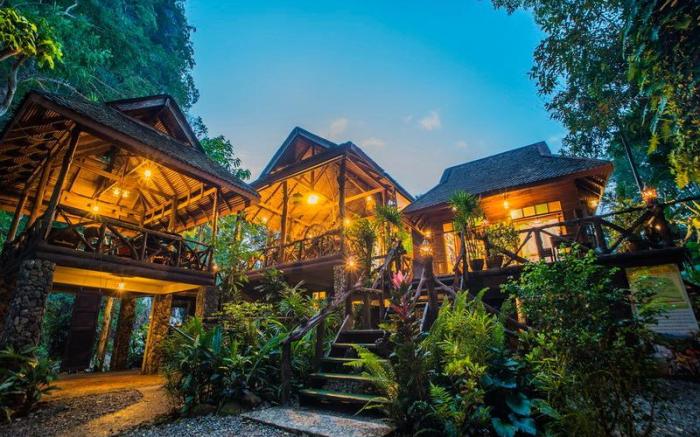 Art's Riverview Lodge
