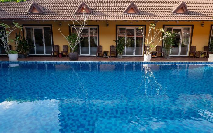 Hello Kampot Resort