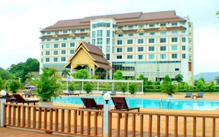Arawan Riverside Hotel