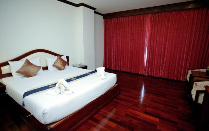 Arawan Riverside Hotel
