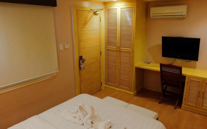 Shore Time Hotel