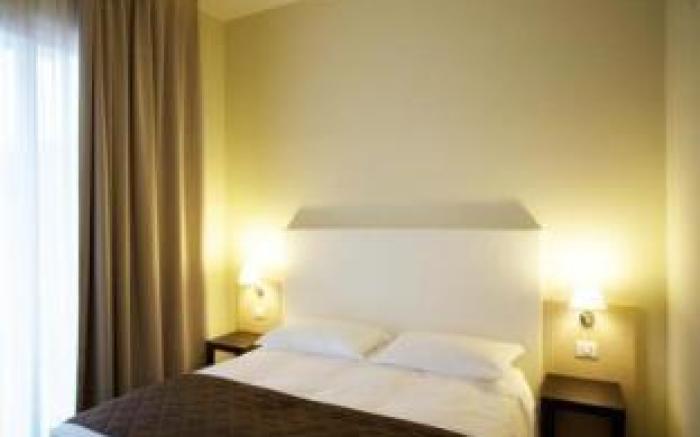 Regal Hotel & Residence