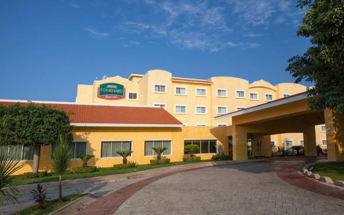 Courtyard Cancun Airport