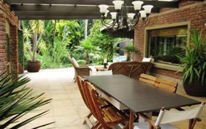Aziza Guesthouse