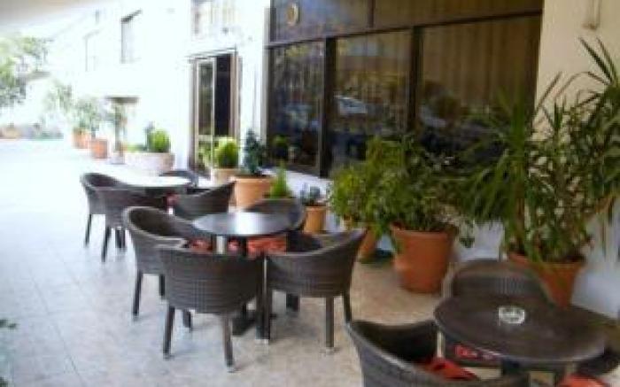 Athinaiko Hotel