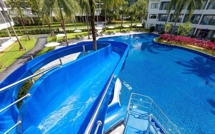 X10 Khaolak Resort 