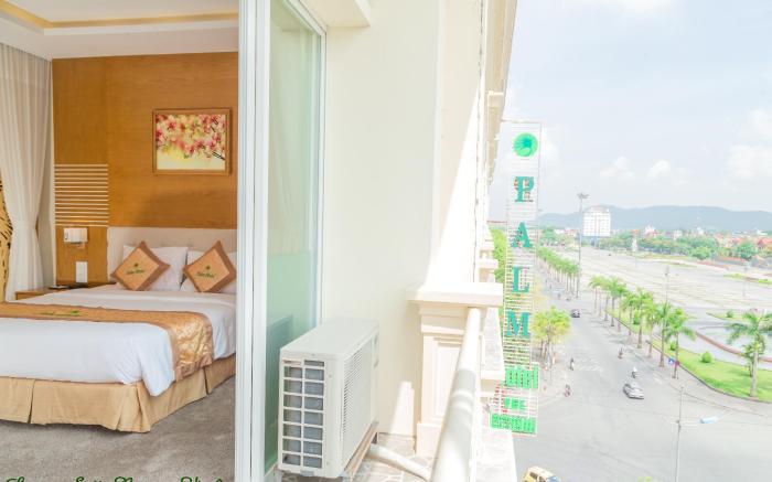 Palm Hotel