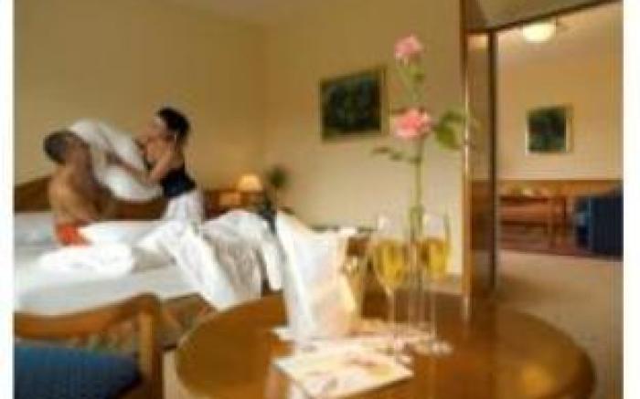 Parkhotel Portschach - Das Hotelresort mit Insellage am Worthersee