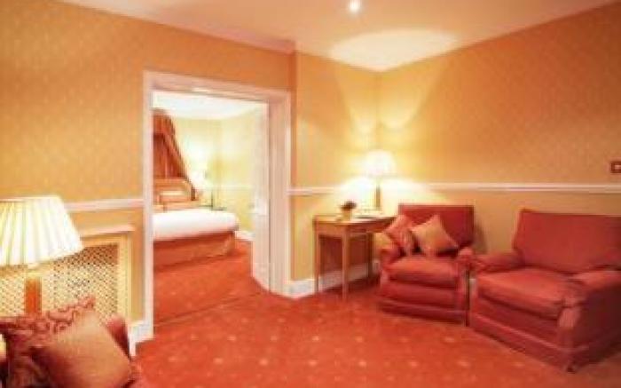 Palm Court Hotel