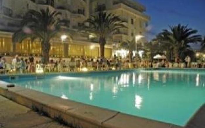 Abruzzo Marina Hotel - Family & Beach Resort