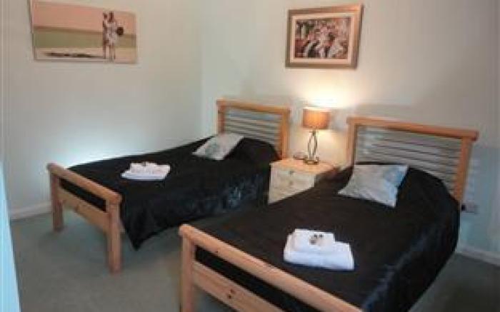 Longs Inn Hotel