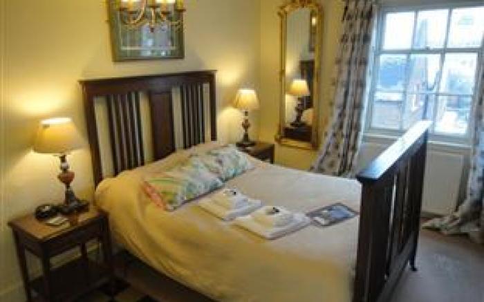 Longs Inn Hotel