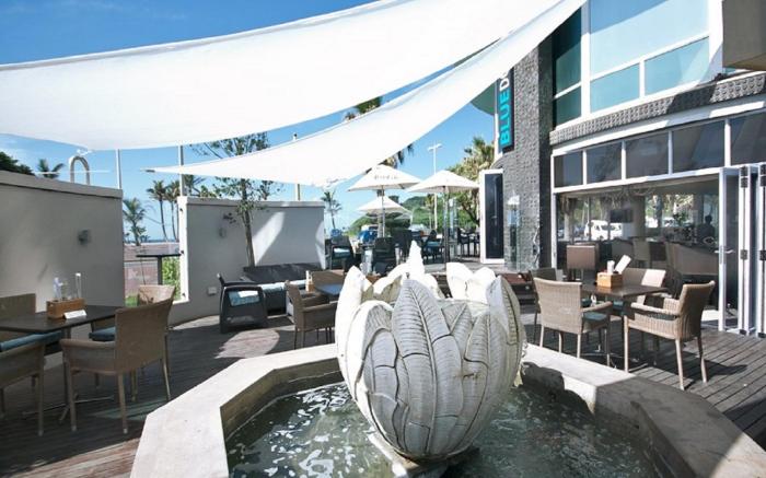 Blue Waters Hotel