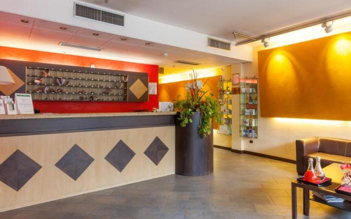 Hotel Lovere Resort and Spa