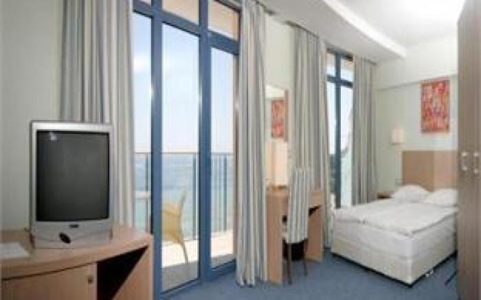 Azalia Beach Hotel Balneo & SPA