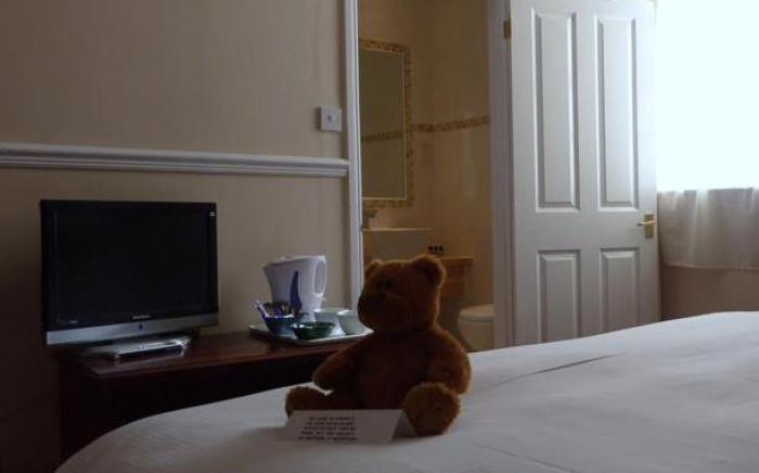 Clarence Court Hotel