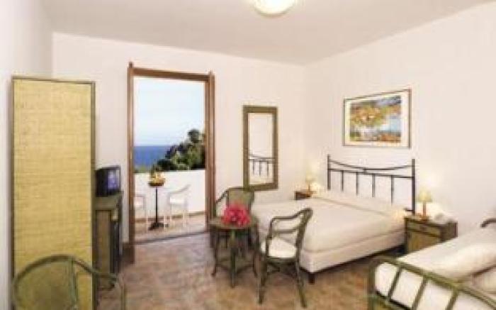 Residence Hotel Baia Portinenti