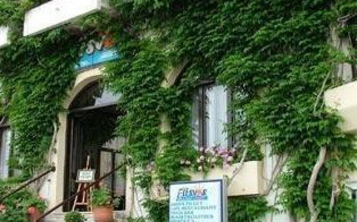 Azure Mare Hotel