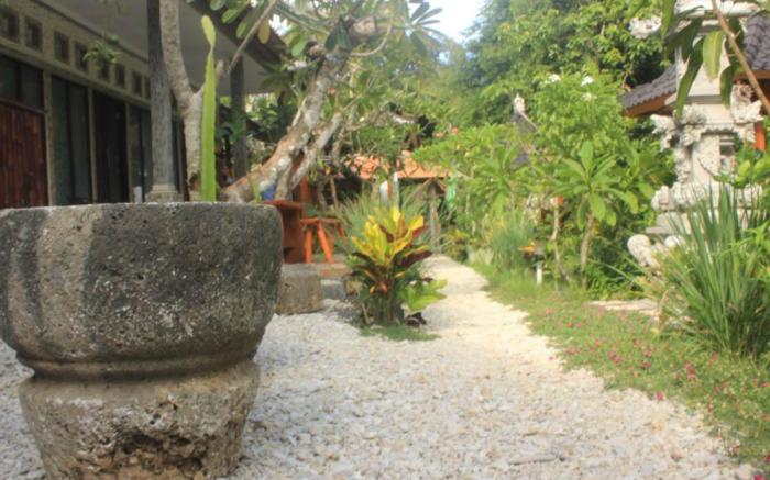 Villa Green House