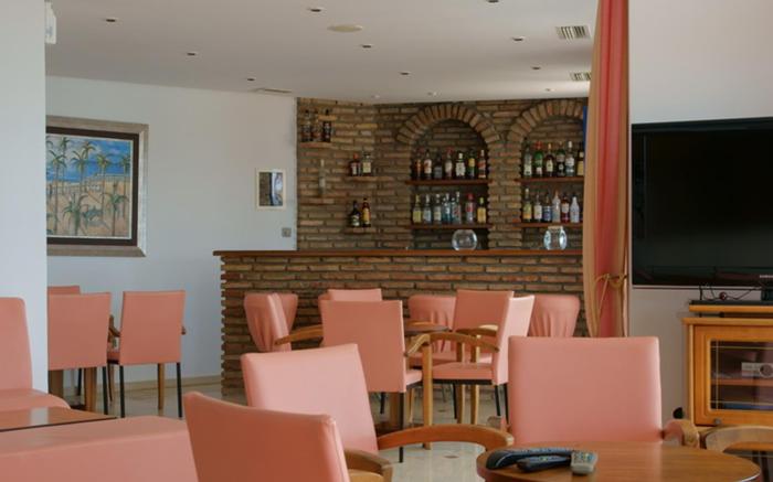 Hotel Oasis