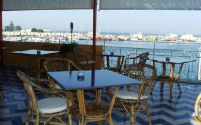 Petit Hotel