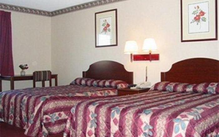 Red Carpet Inn West Springfield