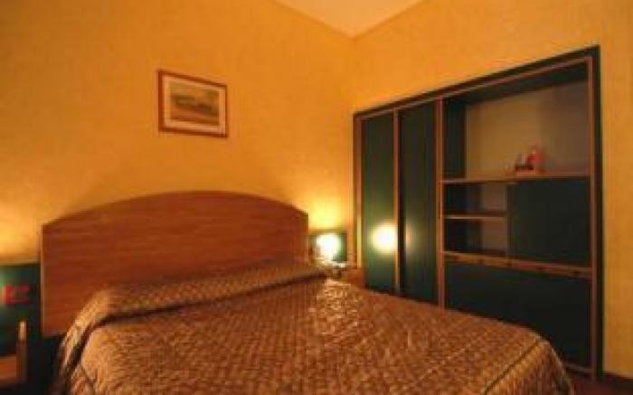 Sun Hotel