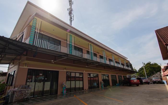 Brown Home Sattahip @ 19
