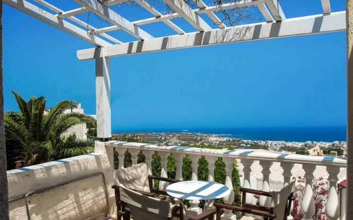 Magnificent Views Suite