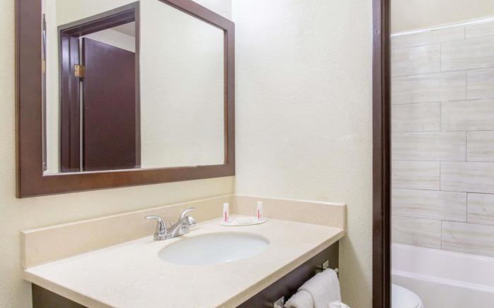 Days Inn by Wyndham Las Vegas Airport Near the Strip