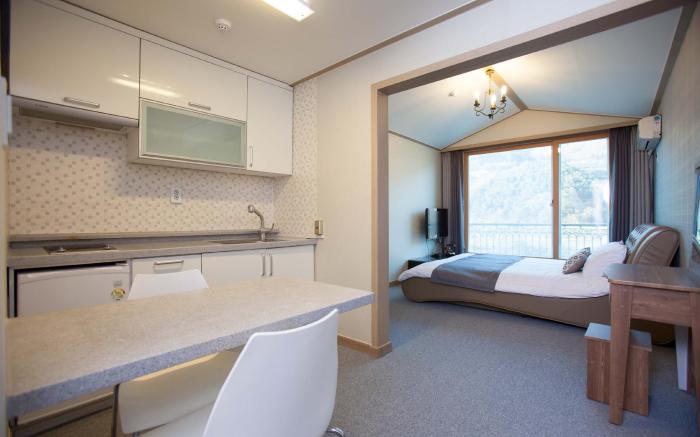 Cheongpyeong Family Hotel