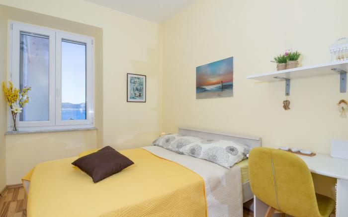 Vera Seaview Apartment