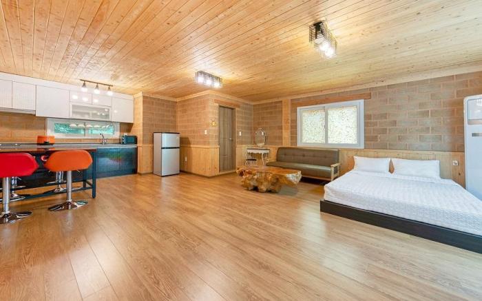 Hongcheon Stone Brown Pension