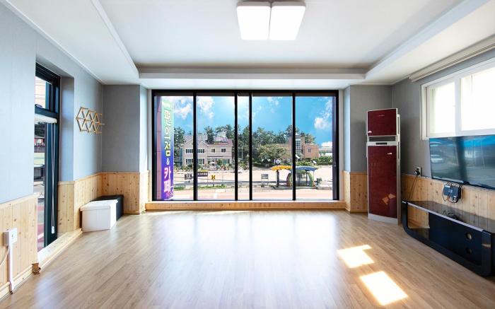 Samcheok Sol Beach Pension