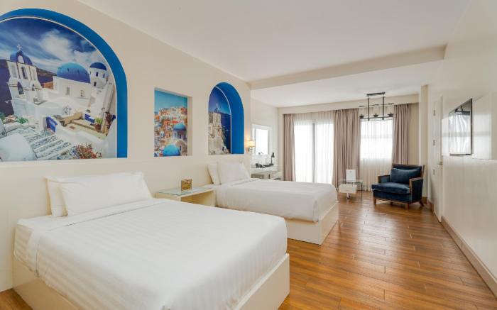 Hotel Carlito Tagaytay