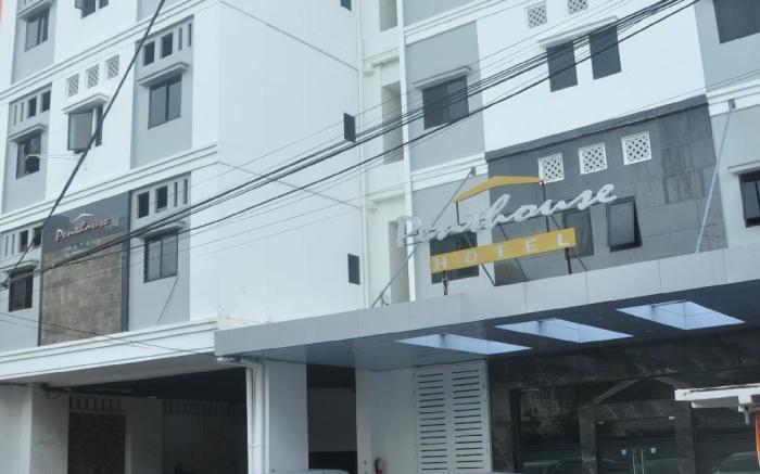 Penthouse hotel