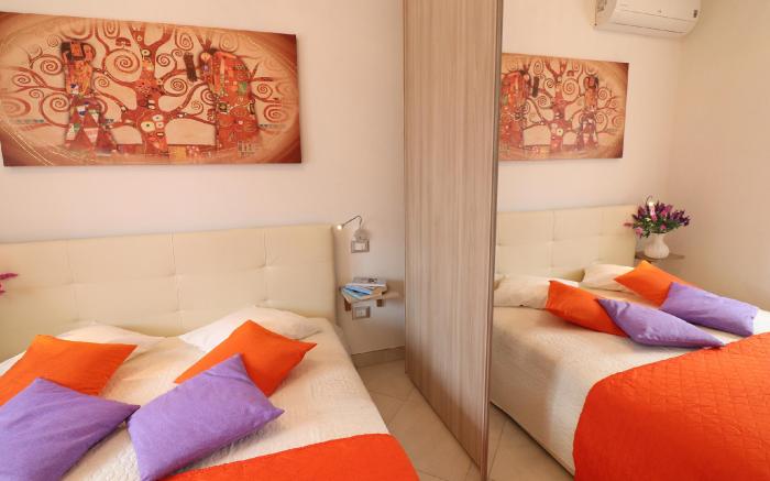 House Holidays francesca to Otranto 3 places