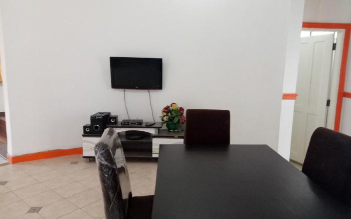 Villa Oren 2 Kamar Tidur Dekat Little Venice