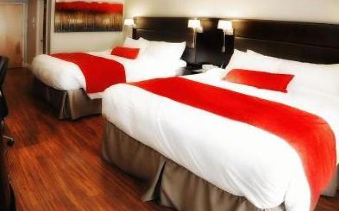 Hotel & Suites Le Dauphin Drummondville
