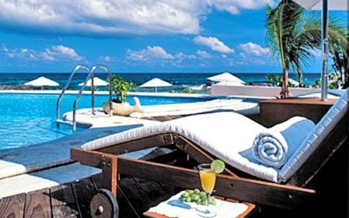 Hotel Playa la Media Luna