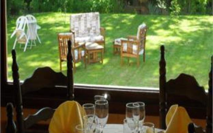 Logis hotel Aux Berges de l'Aveyron